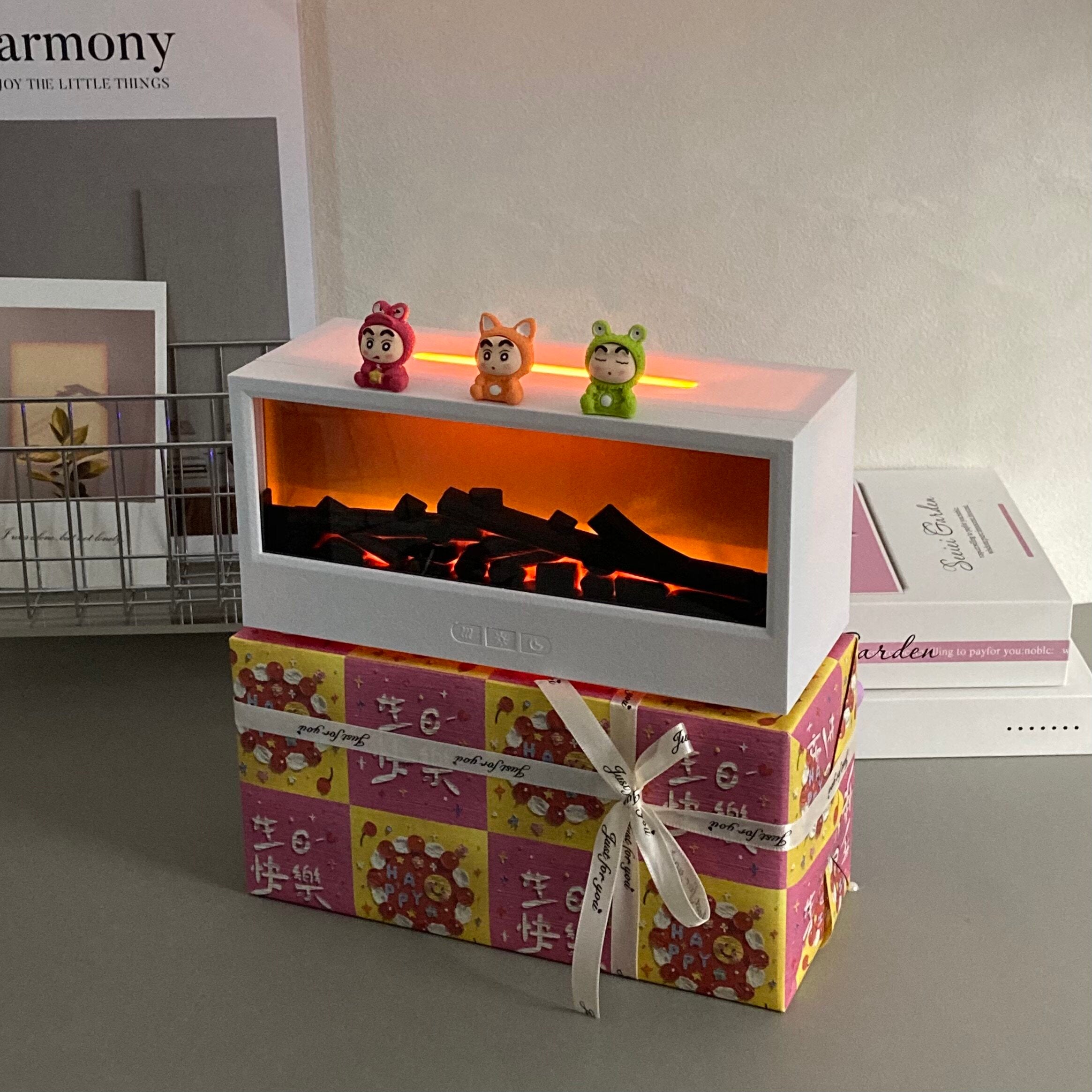 Simulated Flame Aroma Diffuser with Humidifier Function